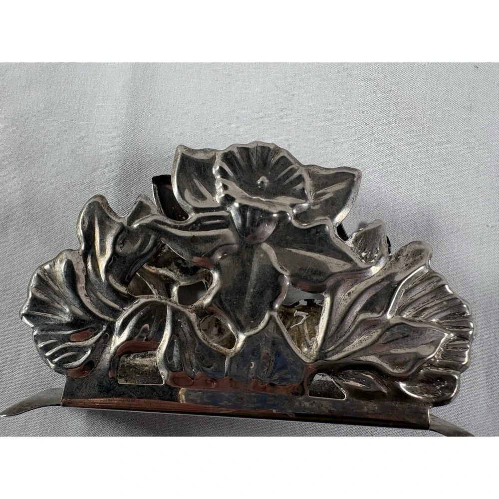 Silverplate Napkin Letter Holder Embossed Floral Motif 5x3x1 Vtg Patina READ